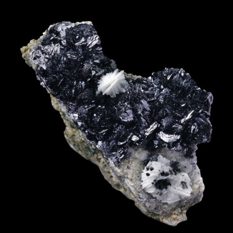 Groutite de Zavalye graphite field, Haivoron district, Kirovohrad Oblast, Ukraine