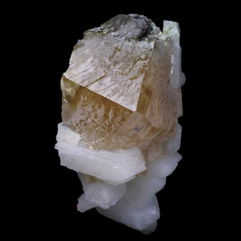 Powellite sur stilbite de Aurangabad, Maharashtra, Inde