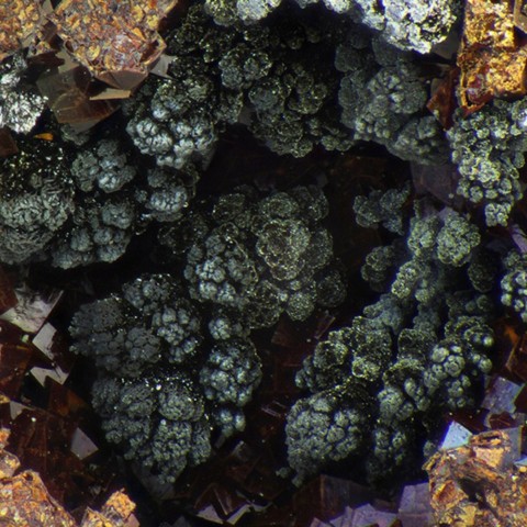 Rancéite sur ankérite de St Nicolas Mine, Steinbach, Haut-Rhin, France © Thierry Brunsperger