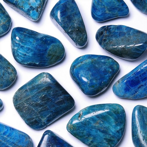 Blue apatite Throat chakra - VISHUDDHA - Third eye chakra - AJNA - Diet, bones, blood pressure, communication, speech, listening