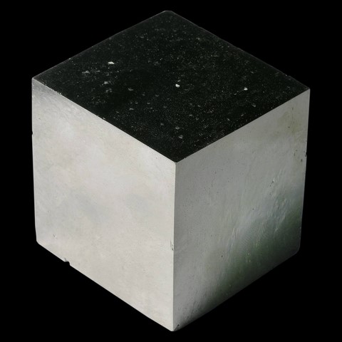 Cube de pyrite d'Espagne