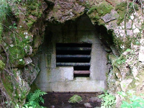 Entrée de la mine de La Barre, Puy-de-Dôme, France