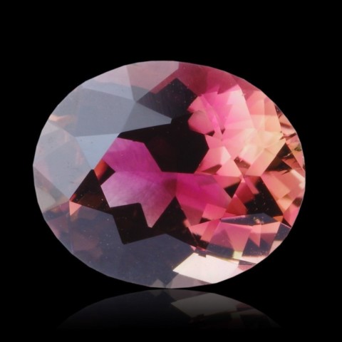 Rubellite taillée de 1,58 ct de Madagascar